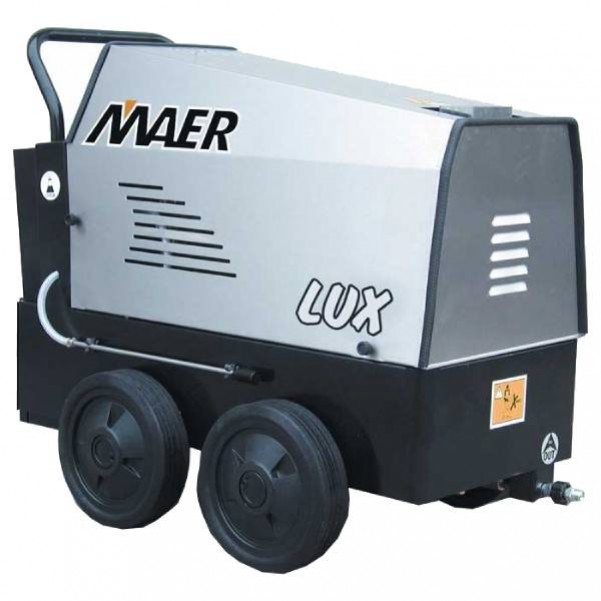 BAR 108 HOT12/11 LI - 230V 2.2kW 1750 PSI LUX Hot Water Pressure Cleaner