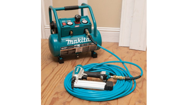 Compresseur D'air Makita 40V Max XGT Série Silencieuse AC001GZ 135 PSI