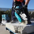 Makita CE002GZ01 - 80V Max (40V x 2) Li-ion Cordless Brushless 355mm (14") AWS Dry Power Cut Concrete Saw Skin