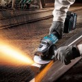 Makita GA005GZ - 40V Max XGT Cordless Brushless 125mm (5") Slide Switch Angle Grinder Skin Angle Grinders