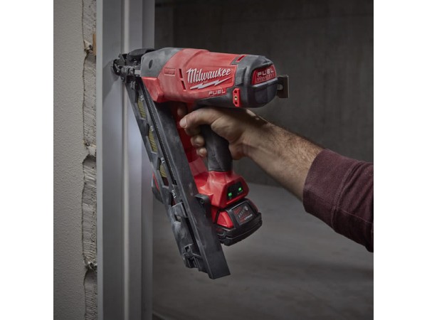 Milwaukee M18CN15GA 0C 18V Cordless M18 Fuel 15GA DA Angled Finish Nailer Skin